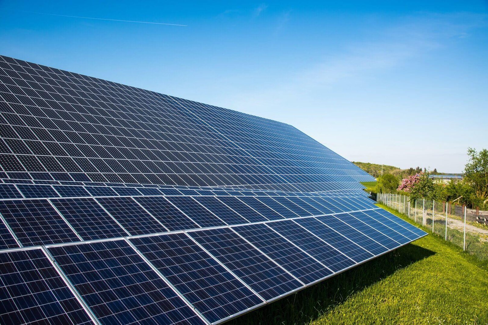 nature-sky-technology-sunlight-electricity-energy-1089490-pxhere.com